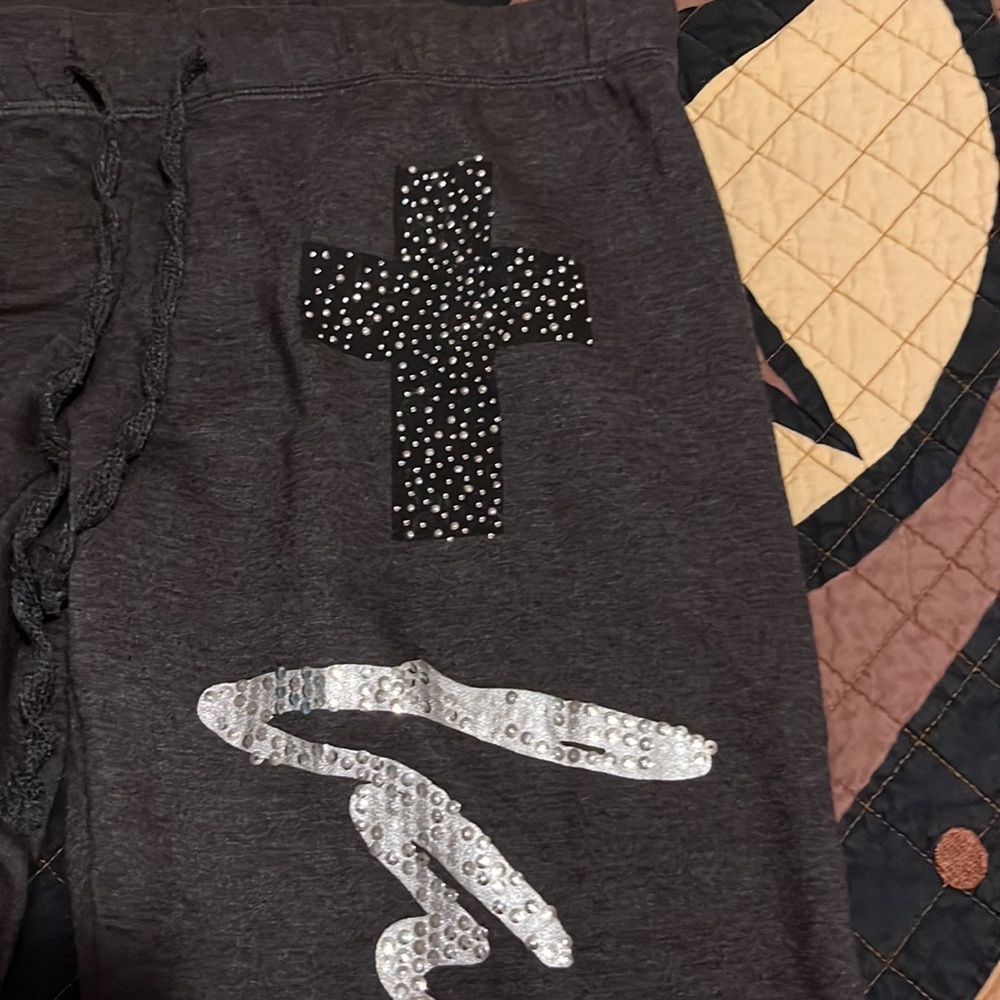 2 pair Capris lounge pants - Picture 6 of 10